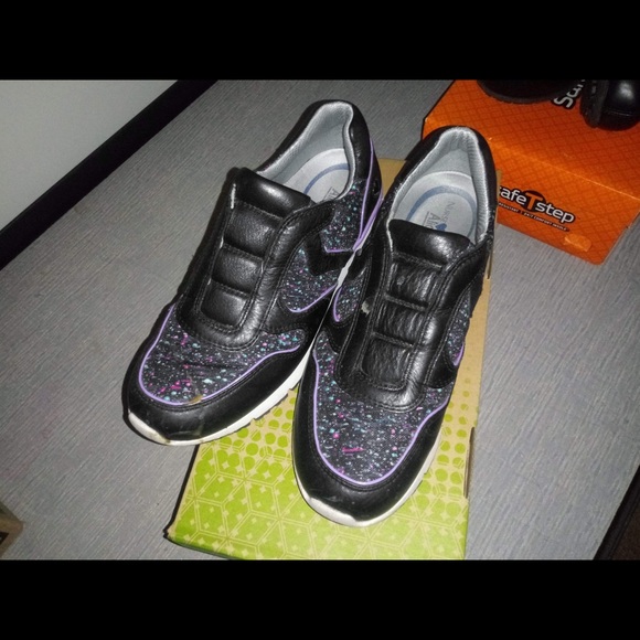 nurse mates non slip shoes